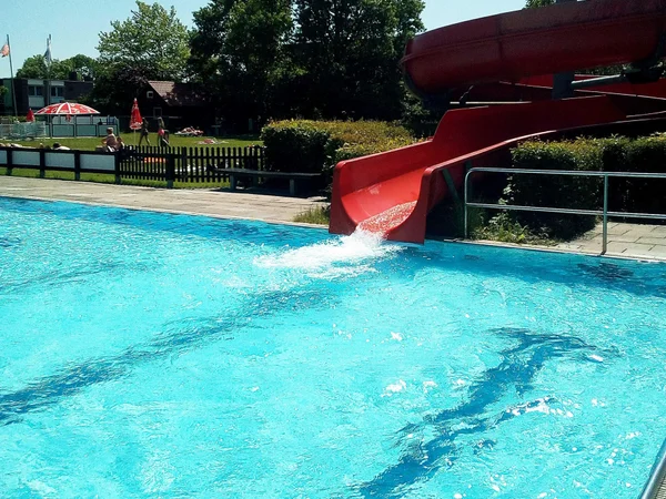 Bild 2: Johann-Rasenack-Freibad Jever